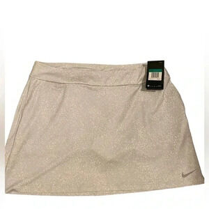 Nike Dry Fit skirt with built in shorts New with tags